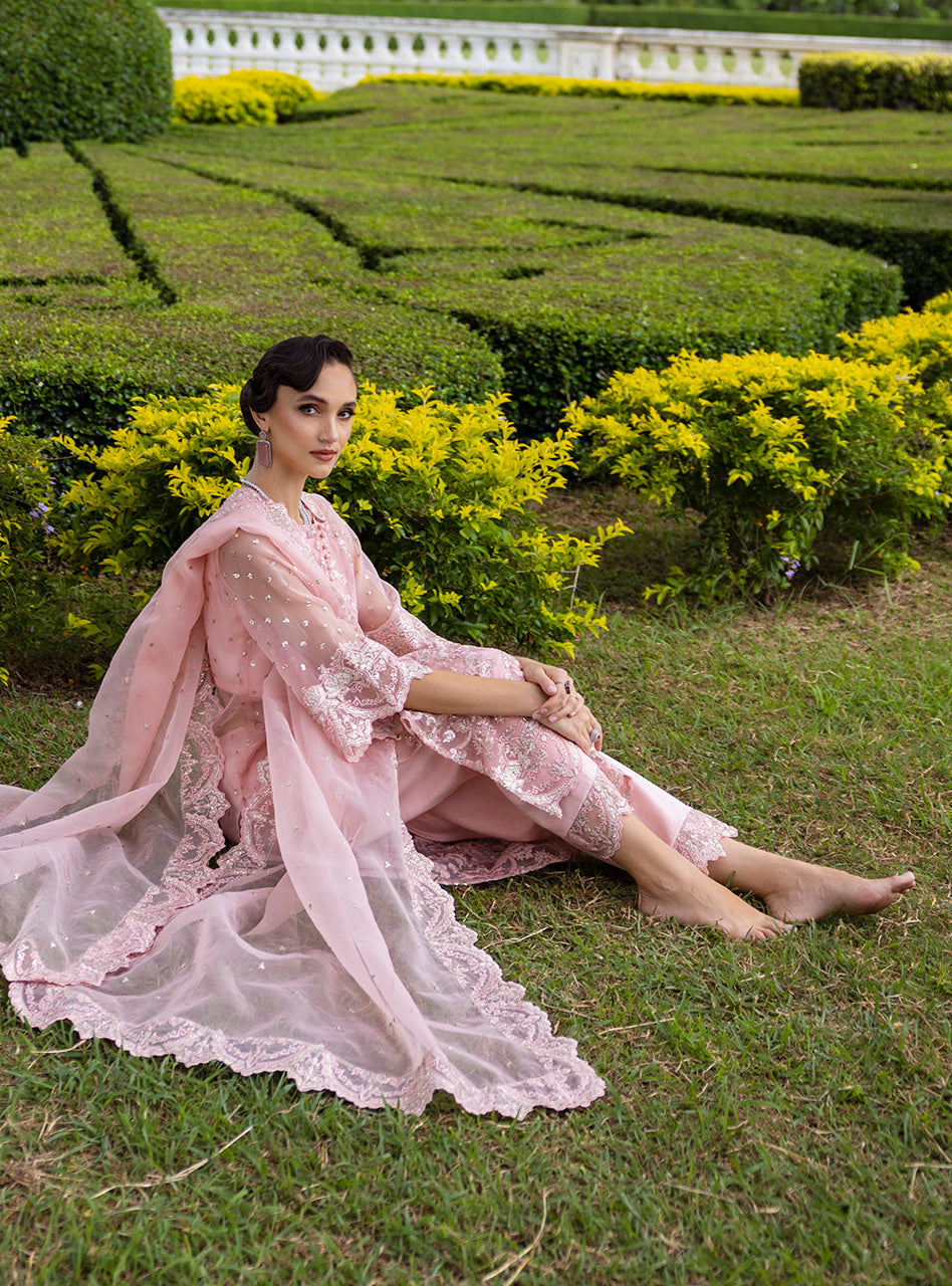 Wedding Festive Collection by Zainab Chottani | DESIGN-03 - Image 3