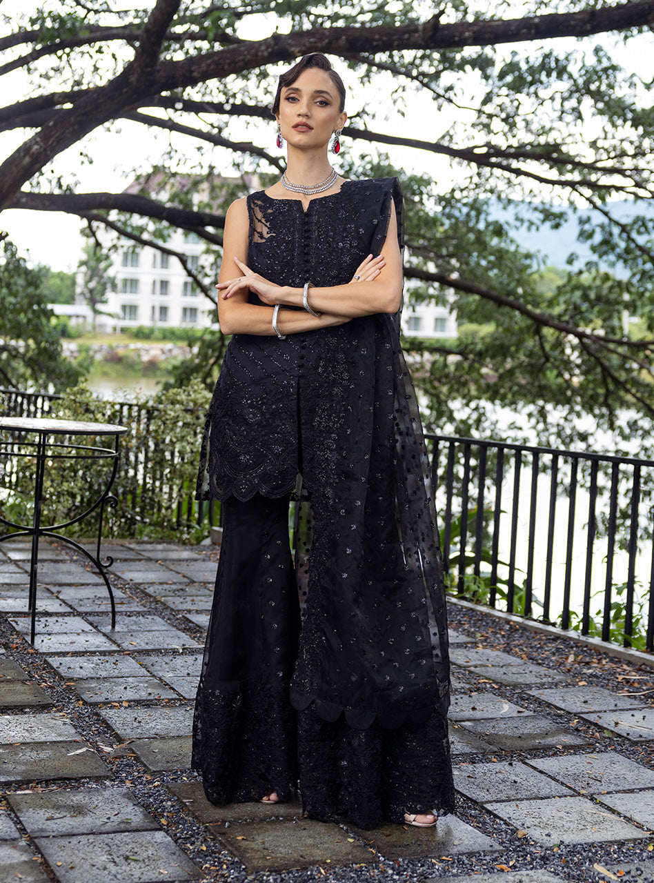 Wedding Festive Collection by Zainab Chottani | DESIGN-06 - Image 9