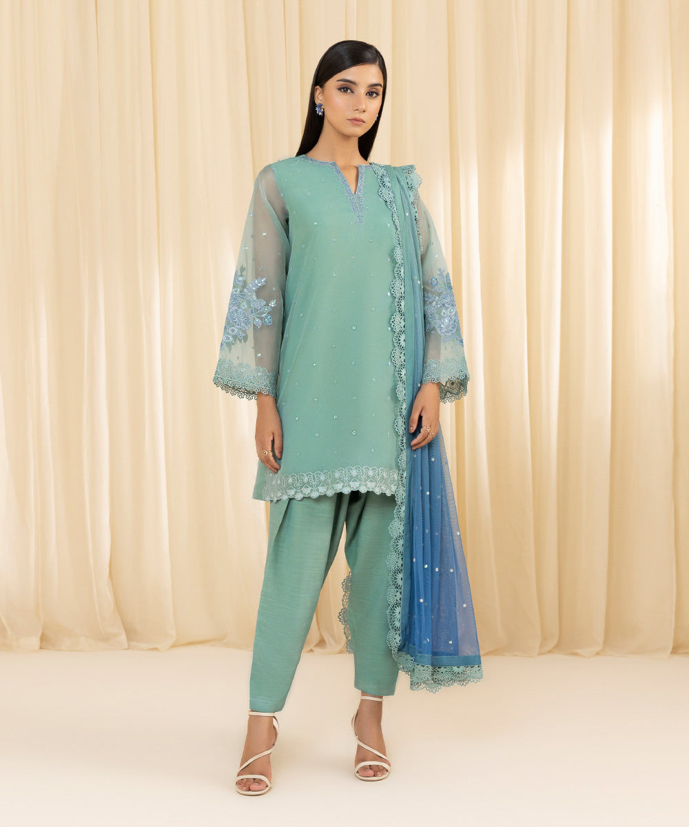 Sapphire Festive Unstitched Collection | 0U2DESL24V61