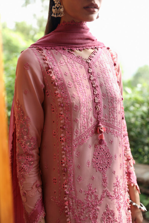 Alternative view of Qalamkar Qlinekari Linen   | LM-12
