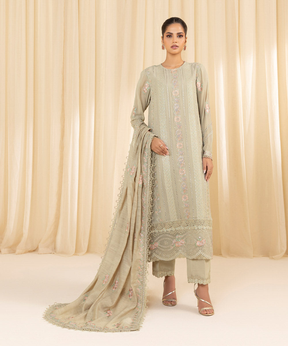 Sapphire Festive Unstitched Collection | 3PELX24V69UC