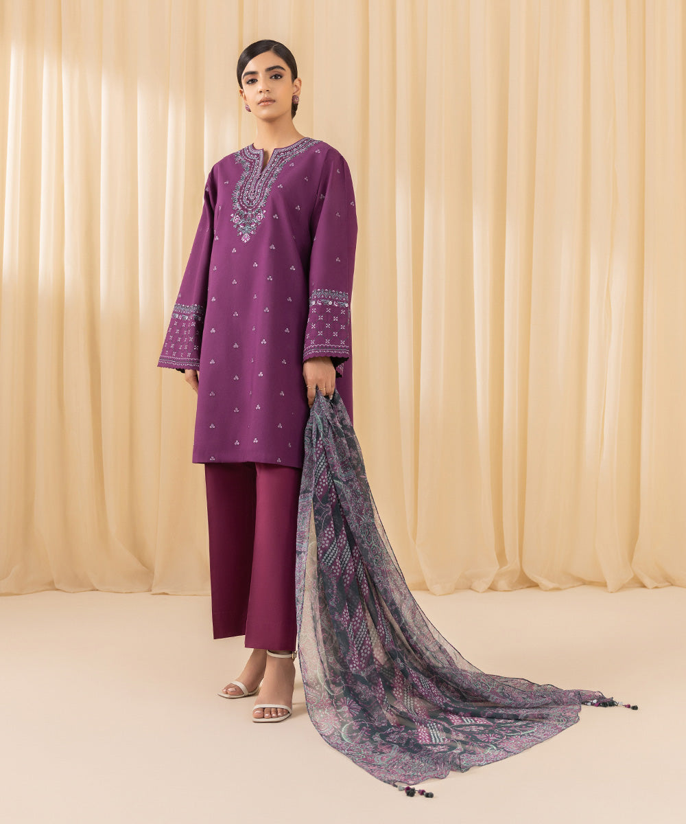 Sapphire Festive Unstitched Collection | 3PESG24V64UC