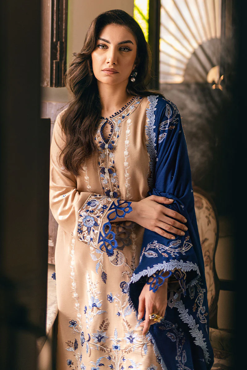 Mushq Hemline Winter Karandi | Saffron Kiss - Image 4