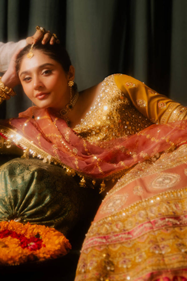 Alternative view of Zarlish By  Mohsin Naveed Ranjha Vol 5 Wedding`24 | ZWU-24-34