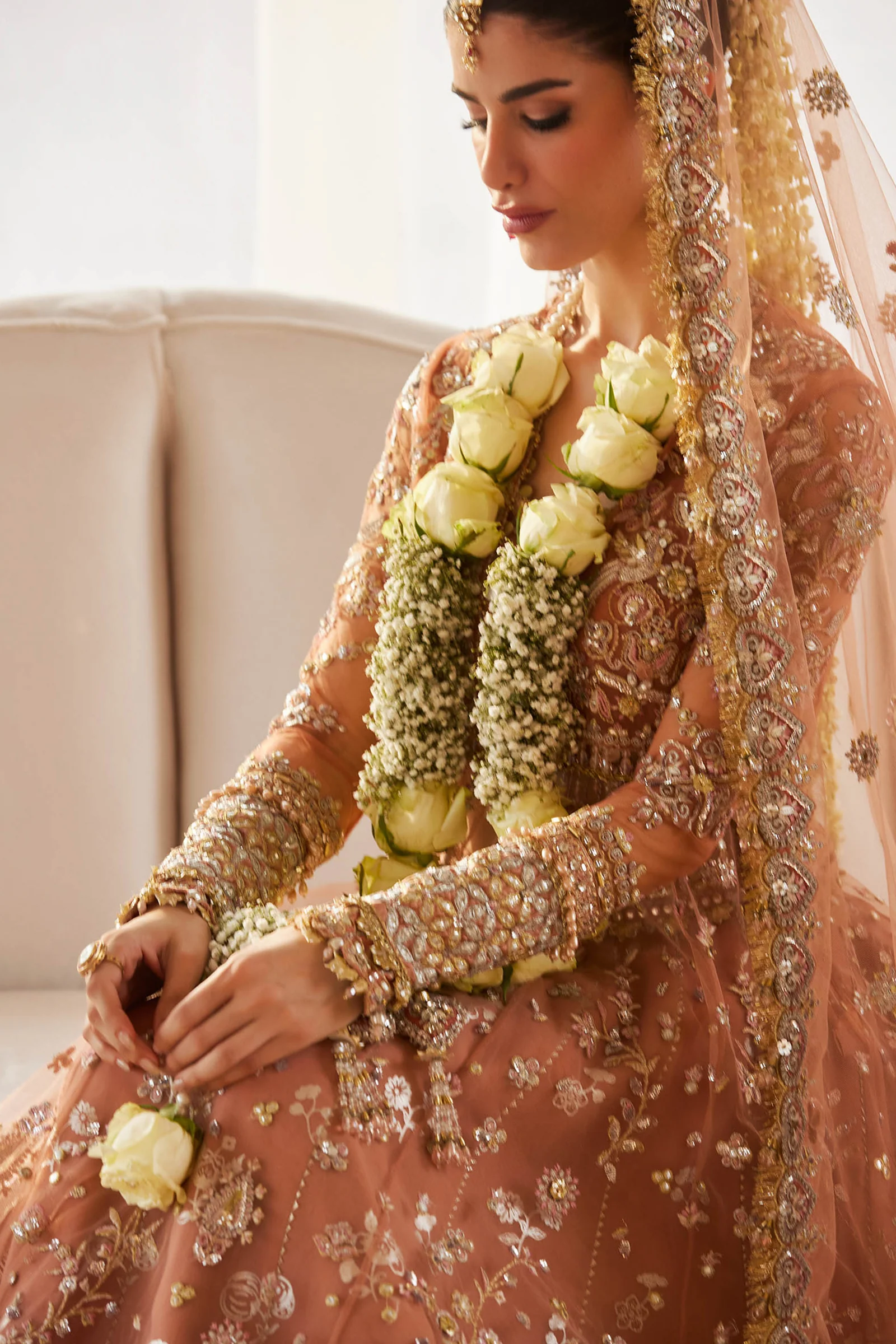 Zaha Gossamer'25 || GUL-E-MAHNOOR (ZC25-08) - Image 4