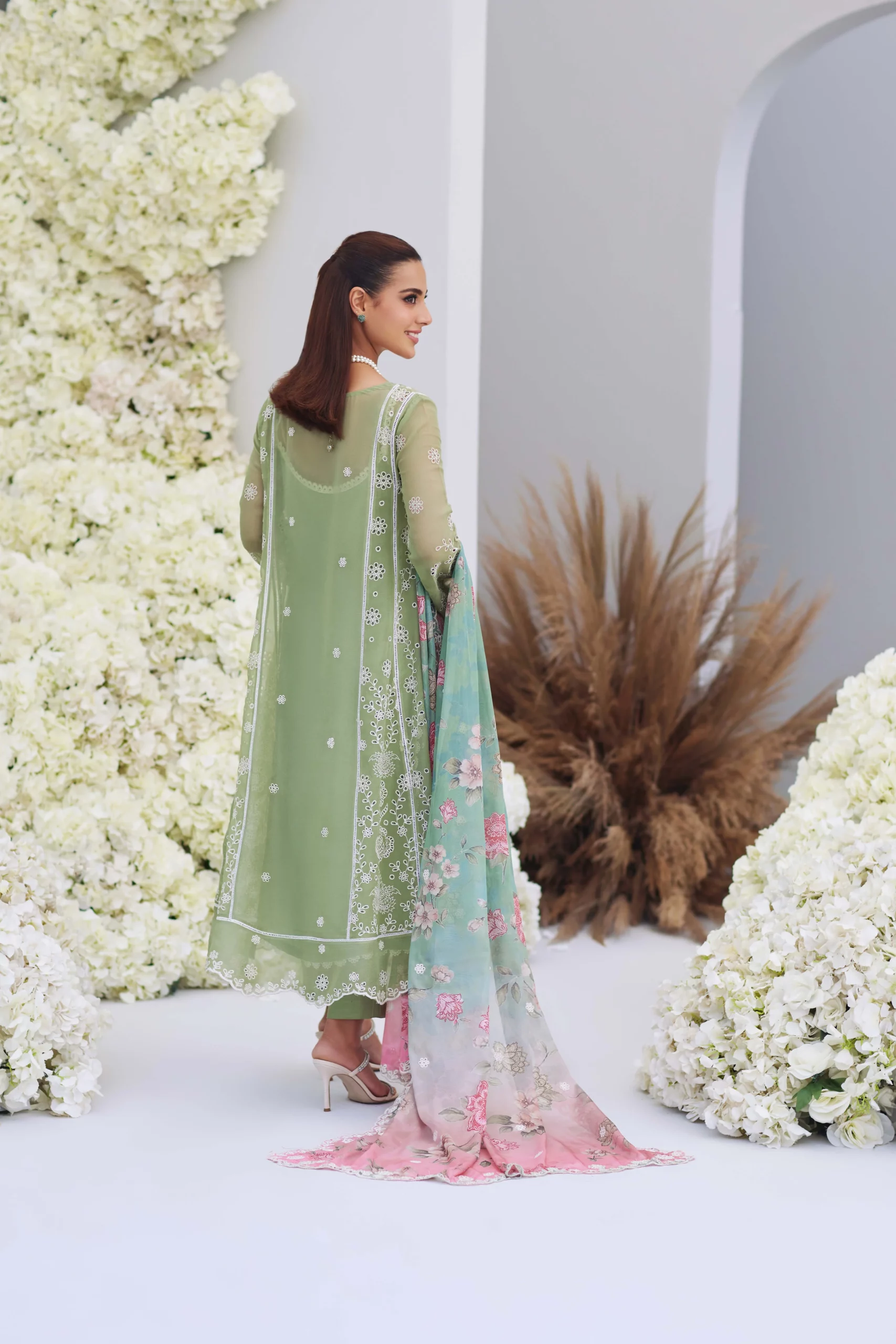 Mina Hasan Luxury Unstitched Collection | Leila - Image 3
