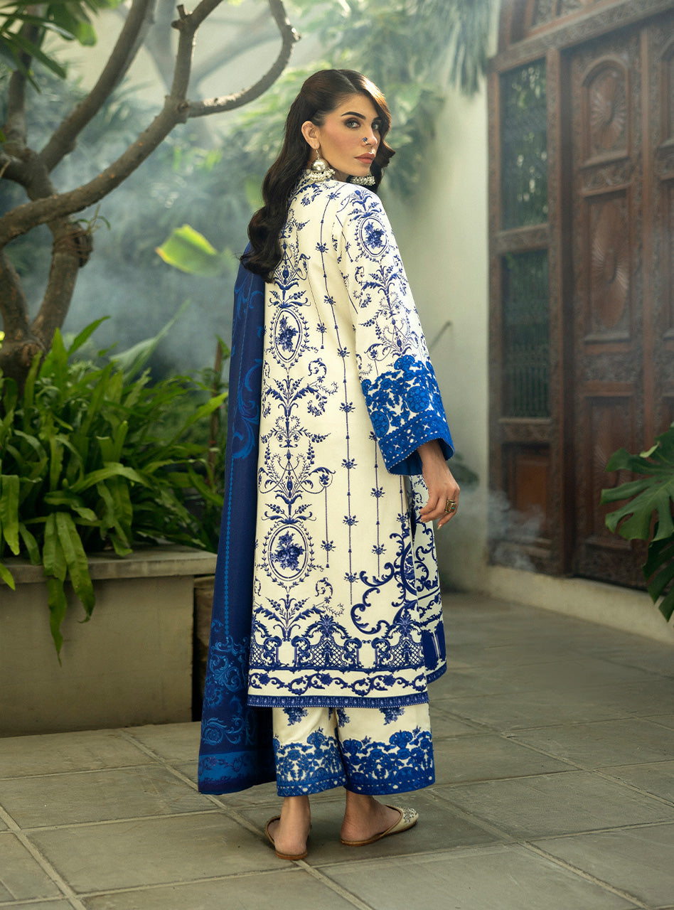 Zainab Chottani Winter Shawl Collection | D7 - Image 2
