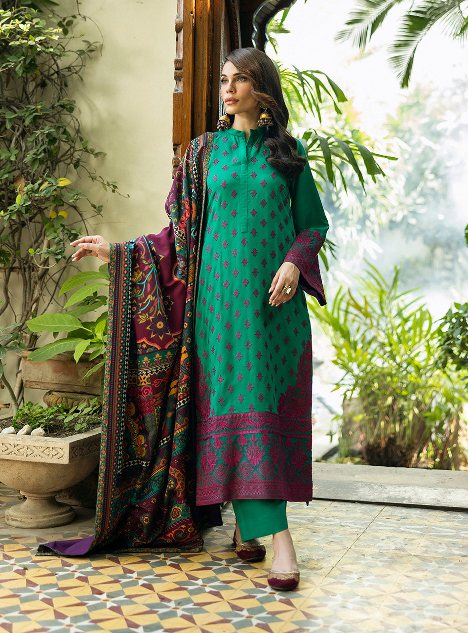 Zainab Chottani Winter Shawl Collection | D8