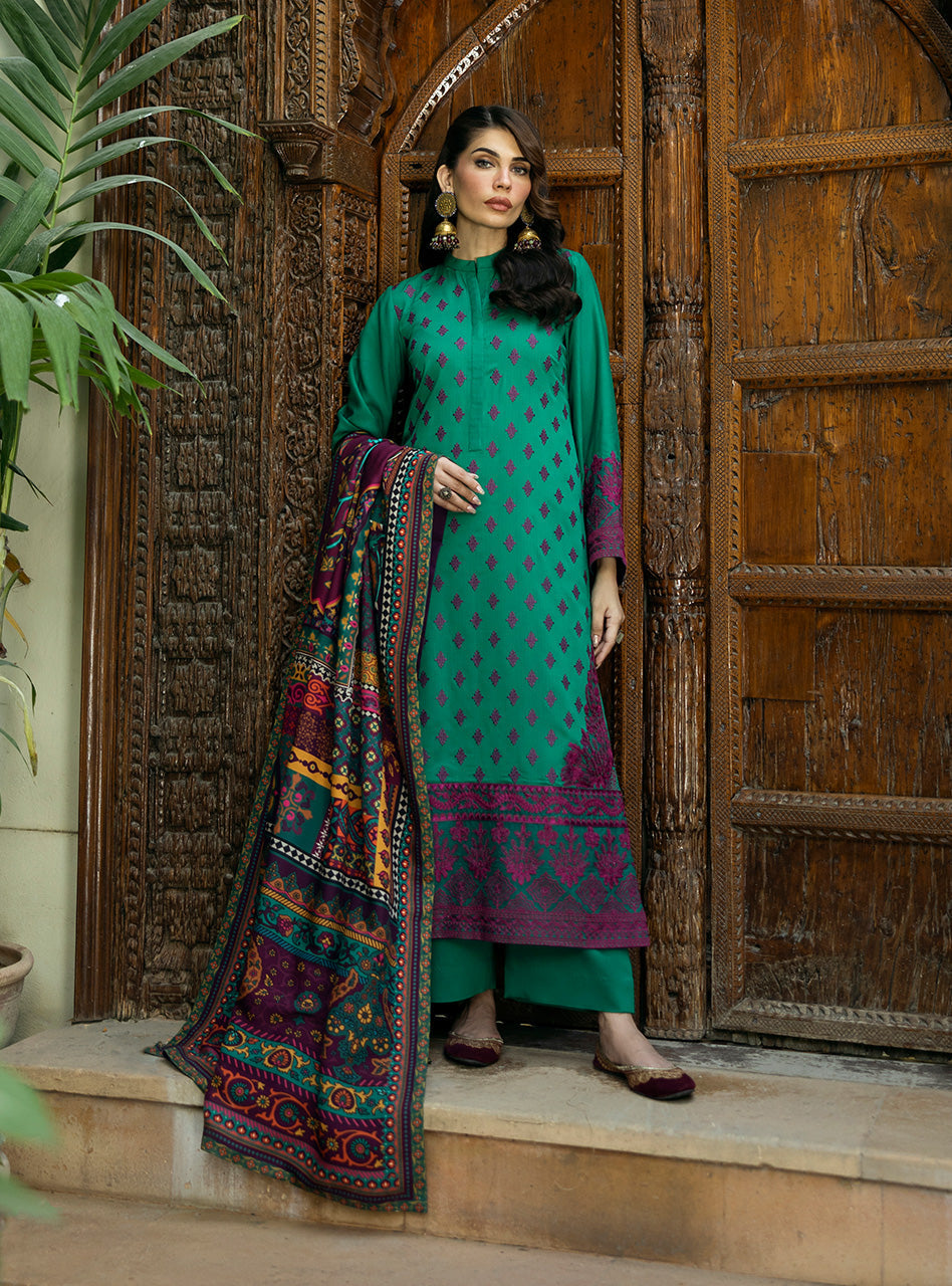 Zainab Chottani Winter Shawl Collection | D8 - Image 5