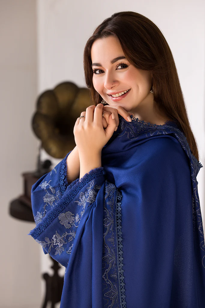 Sobia Nazir Winter Shawl | 3A - Image 4