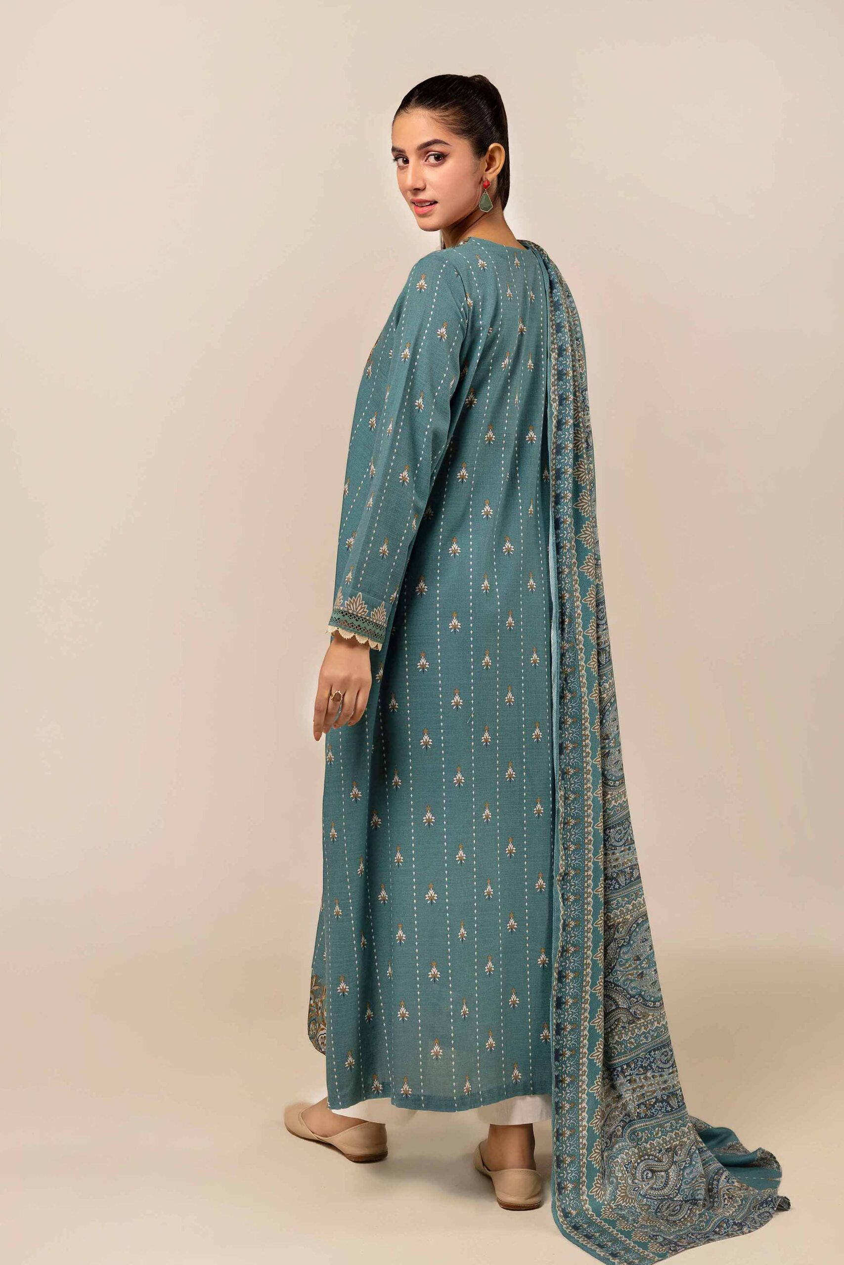 Nishat Linen Winter Collection | 42404409 - Image 2
