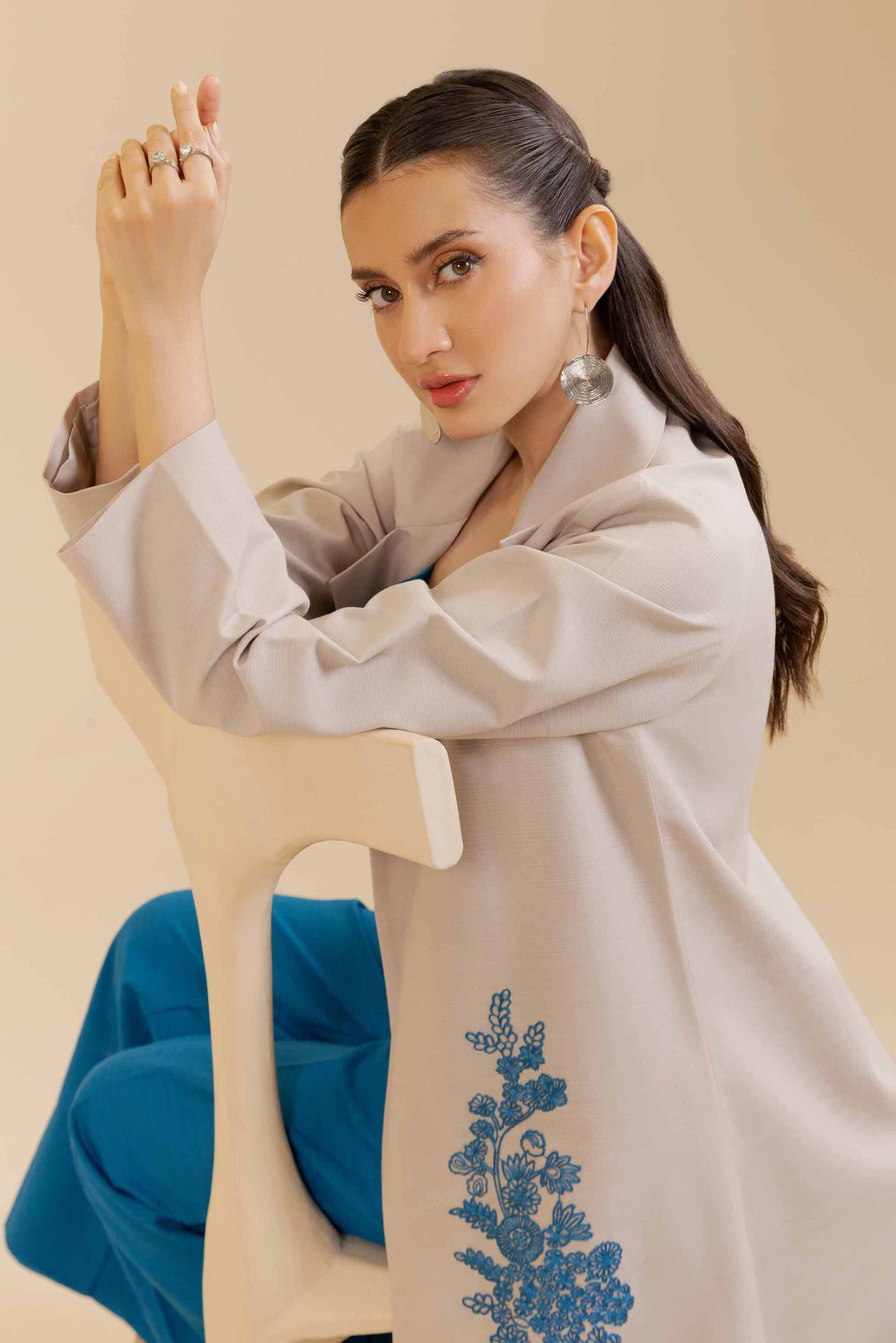 Nishat Linen Winter Collection | 42404549 - Image 2