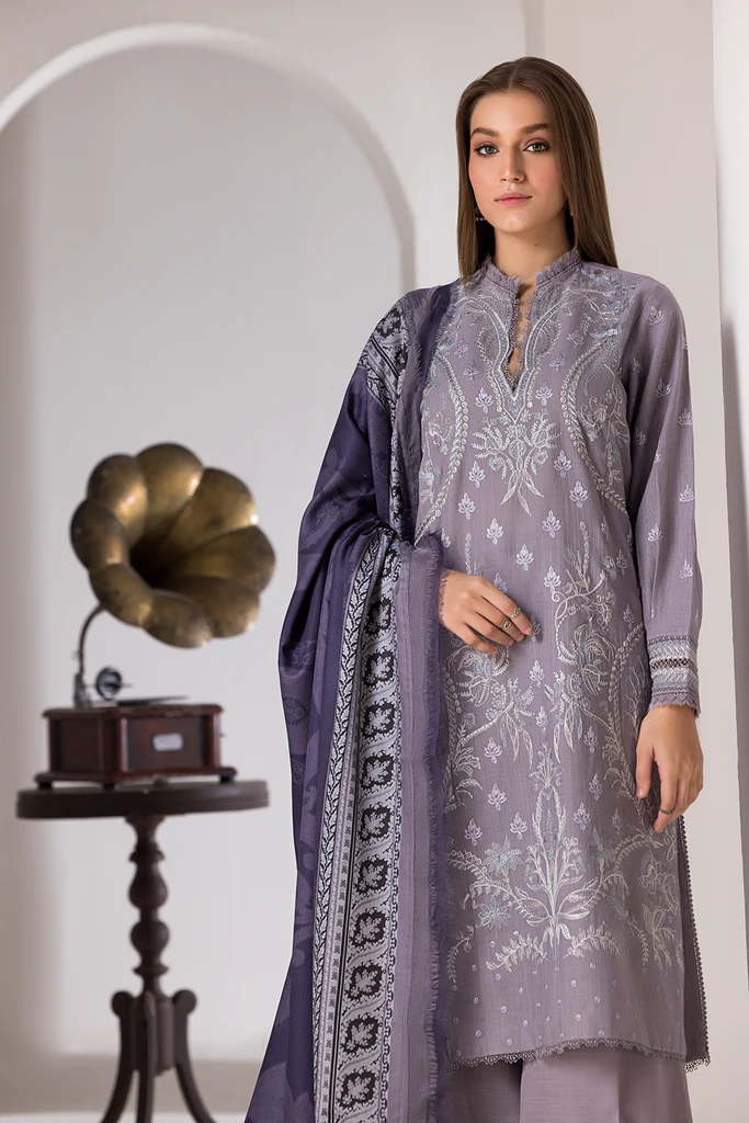 Sobia Nazir Winter Shawl | 4B - Image 2
