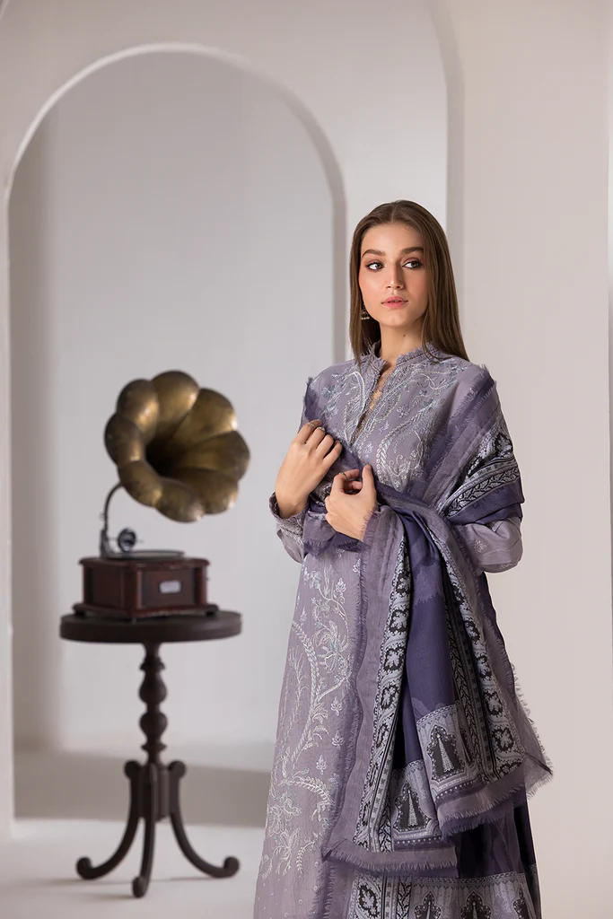 Sobia Nazir Winter Shawl | 4B - Image 4