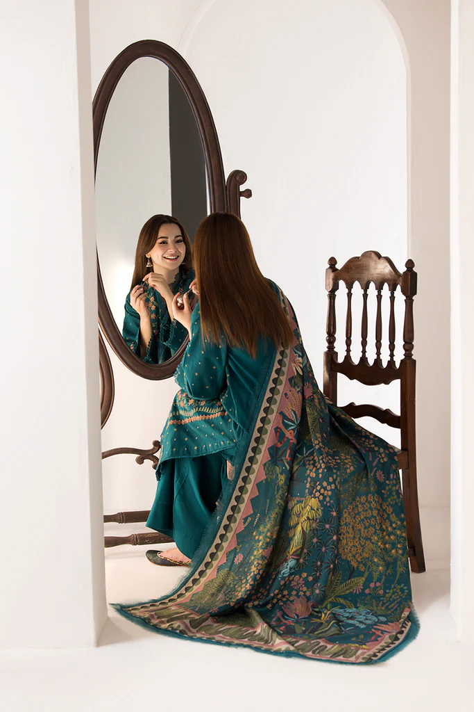 Sobia Nazir Winter Shawl | 5A - Image 2