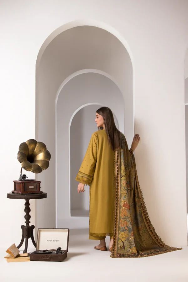 Alternative view of Sobia Nazir Winter Shawl   | 5B