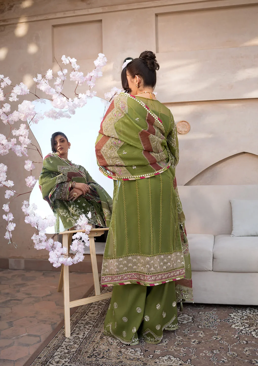 Celebrations by Elaf Formal Handwork Collection | EFH-08 - Image 2