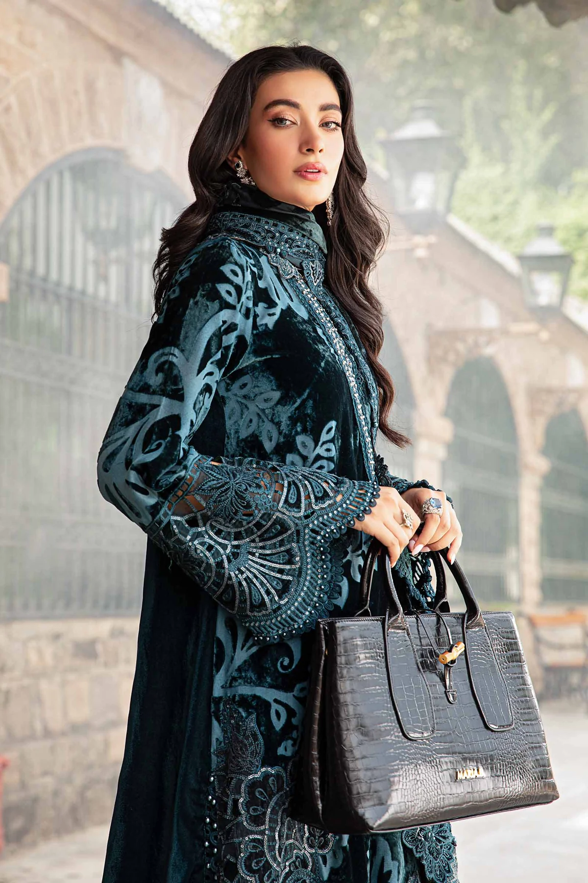 MARIA.B Winter Luxe | DL-1203 - Image 4
