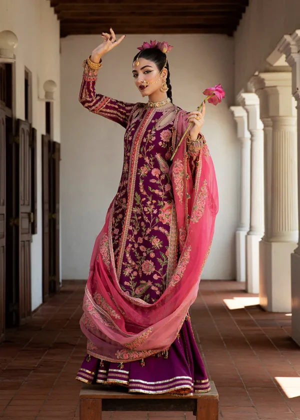 Alternative view of Hussain Rehar Roshan Luxury Lawn Collection 2023 – Gul (GZ-240)