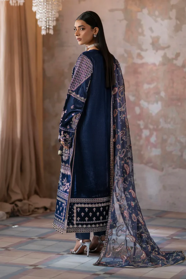 Alternative view of Emaan Adeel Velvet Collection   | Roshni