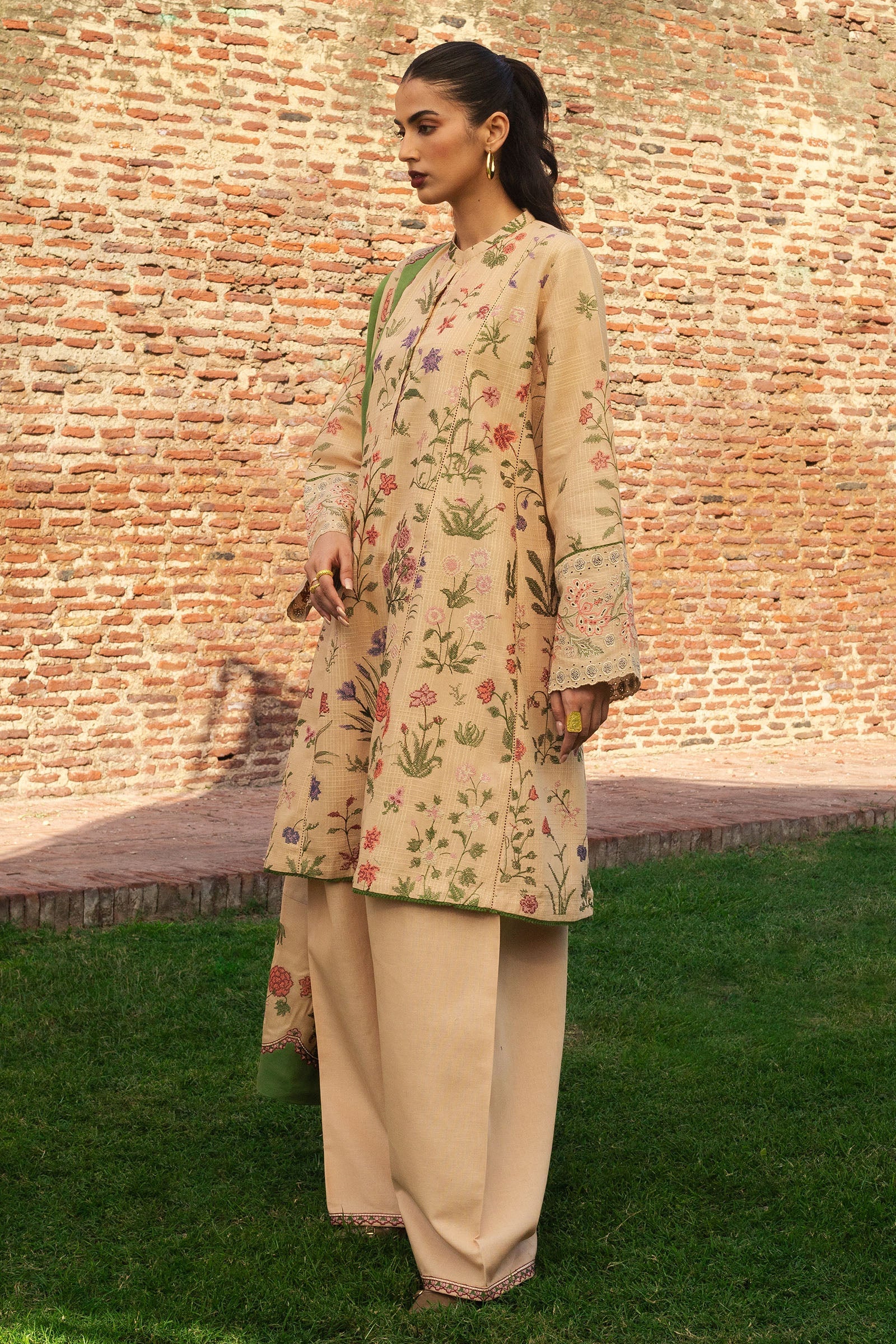 Zara Shahjahan Winter Collection | NEGAH-D3 - Image 4