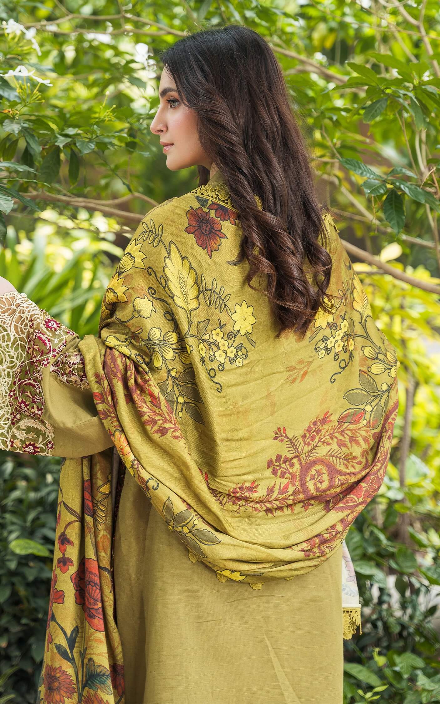 Luxury Winter'24 Vol.2 by Asifa & Nabeel | WL-04 - Image 4