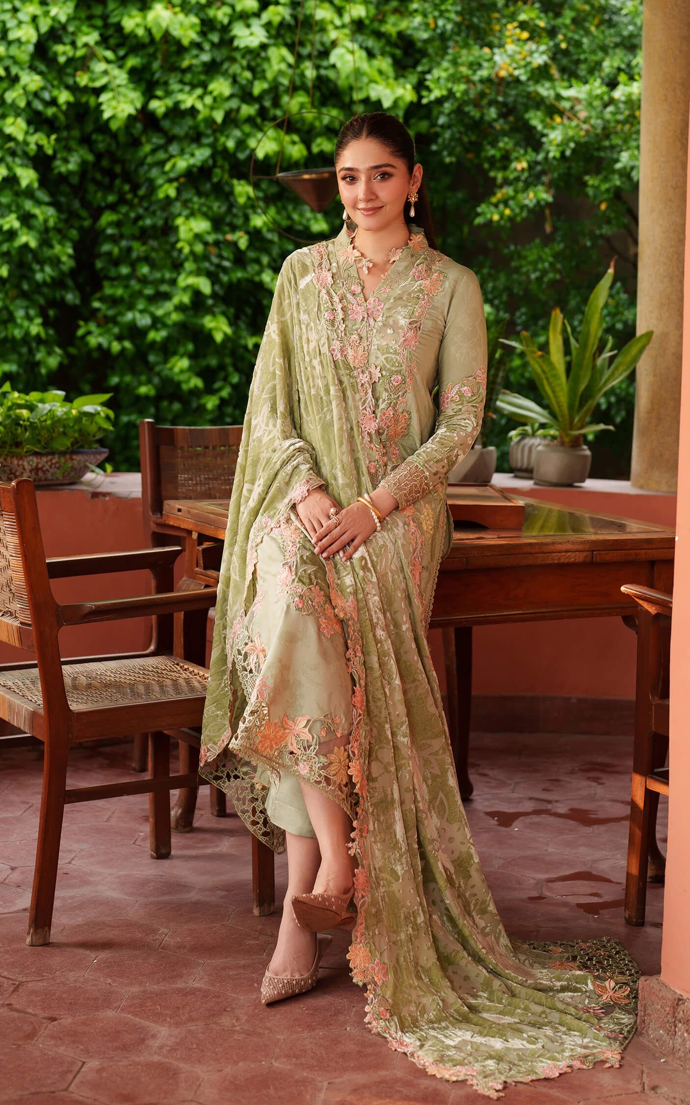 Asifa Nabeel Embroidered Winter'25 || Noir LWC25-04 - Image 5