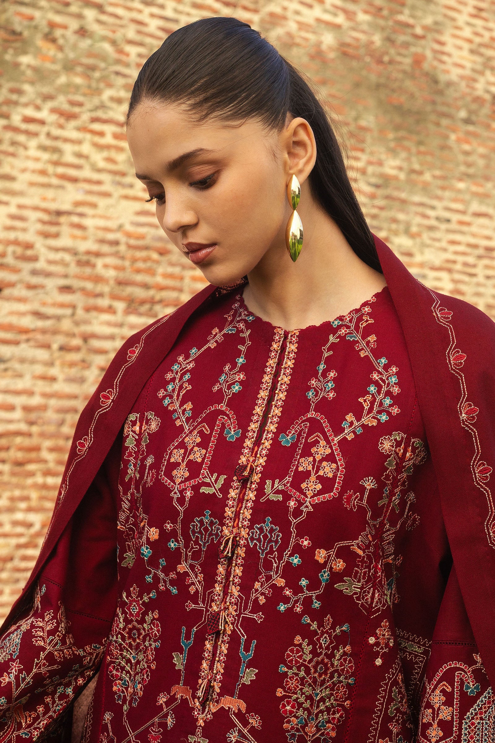 Zara Shahjahan Winter Collection | RAHA-D8 - Image 4