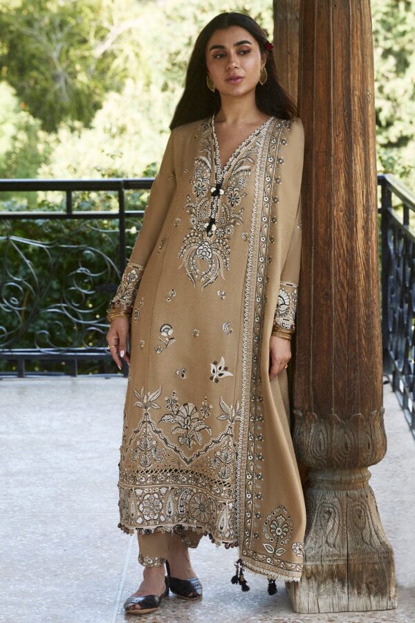 Zaha Winter Collection   | ZW24-10