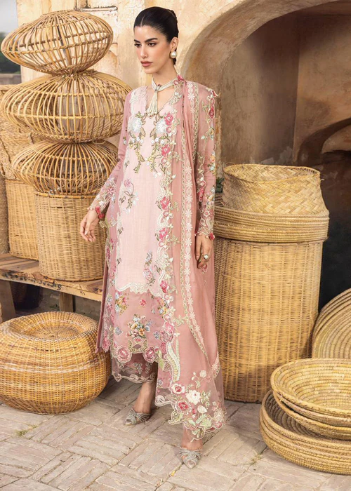 Saira Shakira Winter Unstitched'25 || ESME 3-A - Image 4