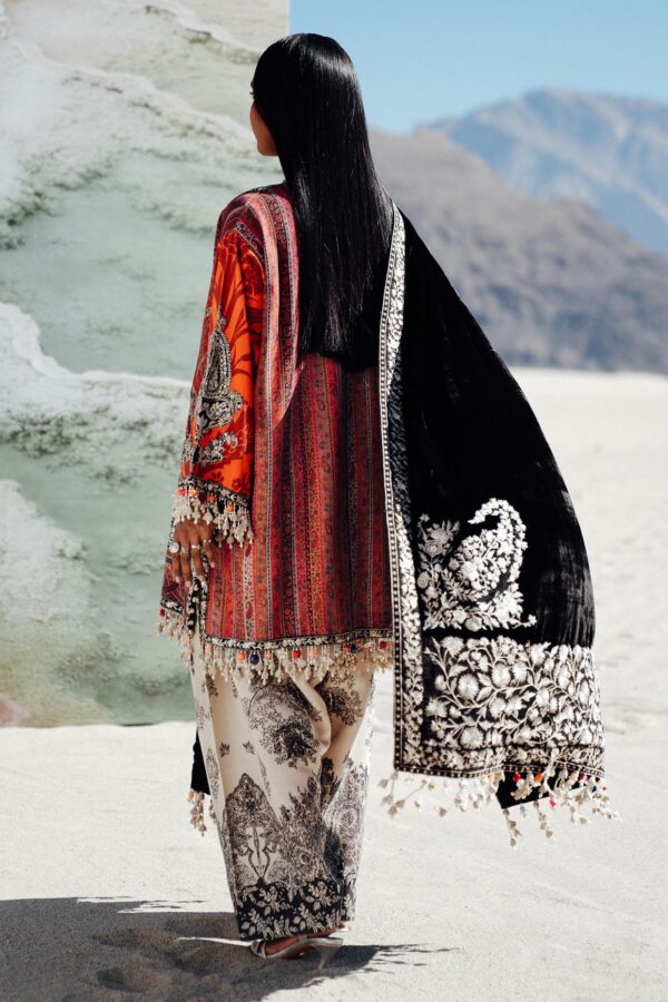 Alternative view of Sana Safinaz Winter Shawl   | V241-007-3CP
