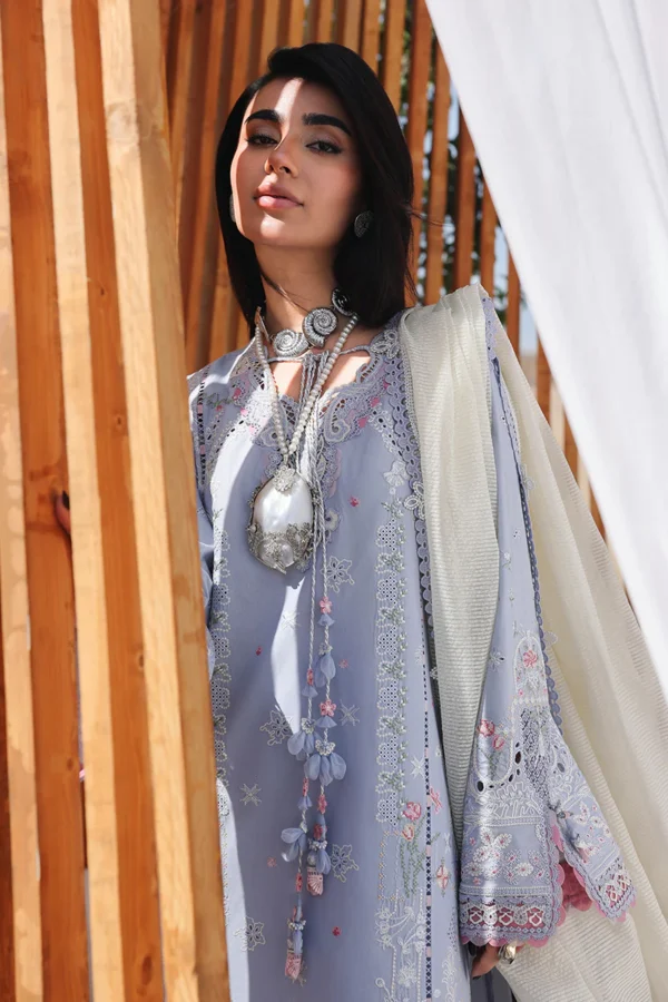 Alternative view of Sahil Luxury Lawn '26 by Qalamkar || SA-08 ZAYNA