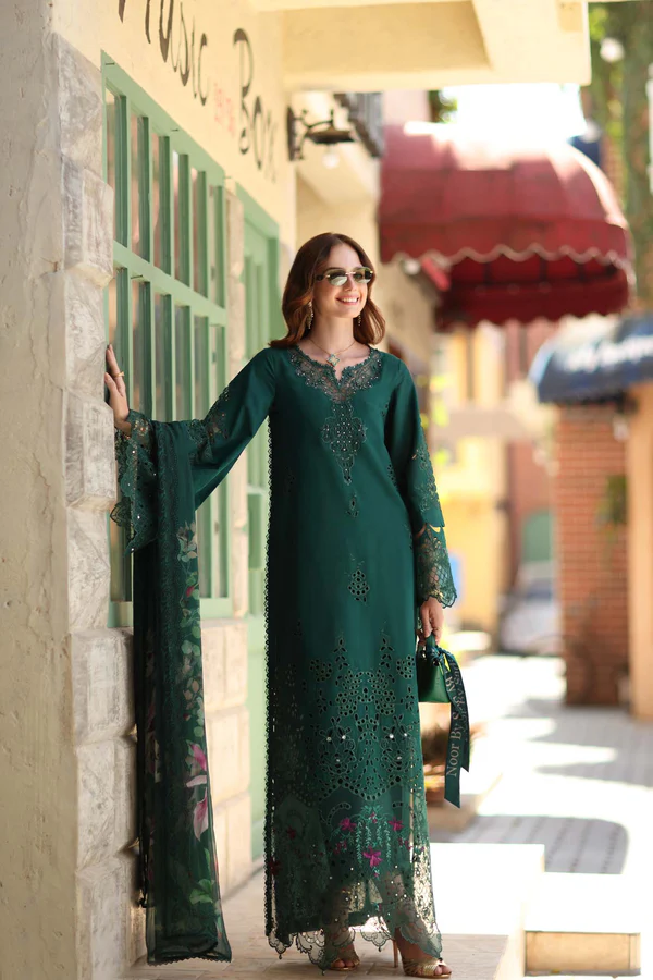 Alternative view of Noor Luxe Chikankari 2026 by Saadia Asad || D6 - B - Emerald Green