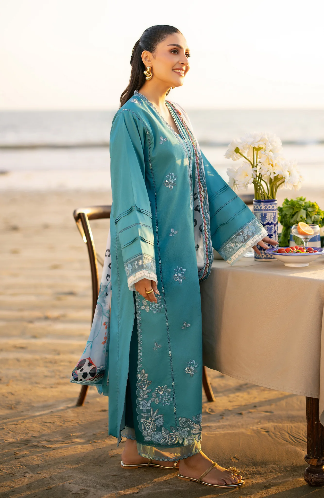 Seran Afsanah Lawn 2026 || Meira - Image 4