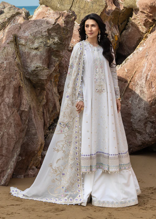 Sadaf Fawad Khan Siraa Lawn 2026 || Noor