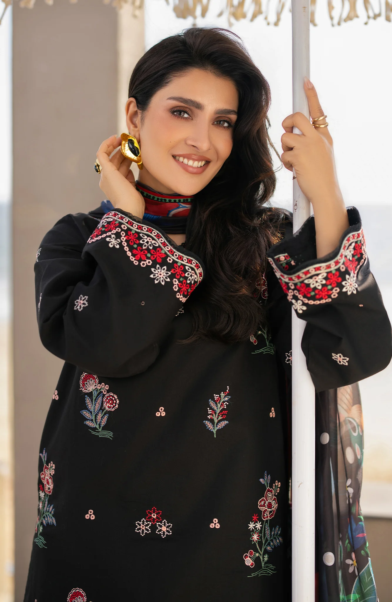Seran Afsanah Lawn 2026 || Maya - Image 3