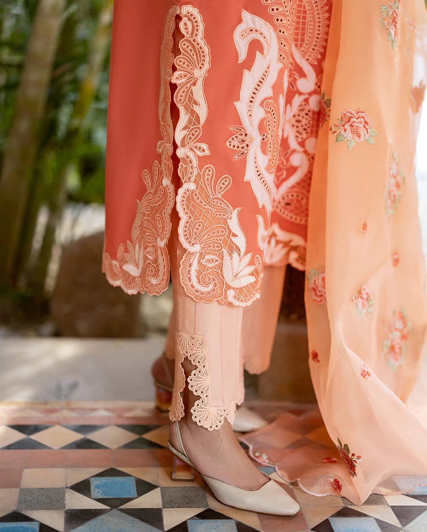 Astoria Festive Lawn '26 by Mushq || Avienne - Image 3