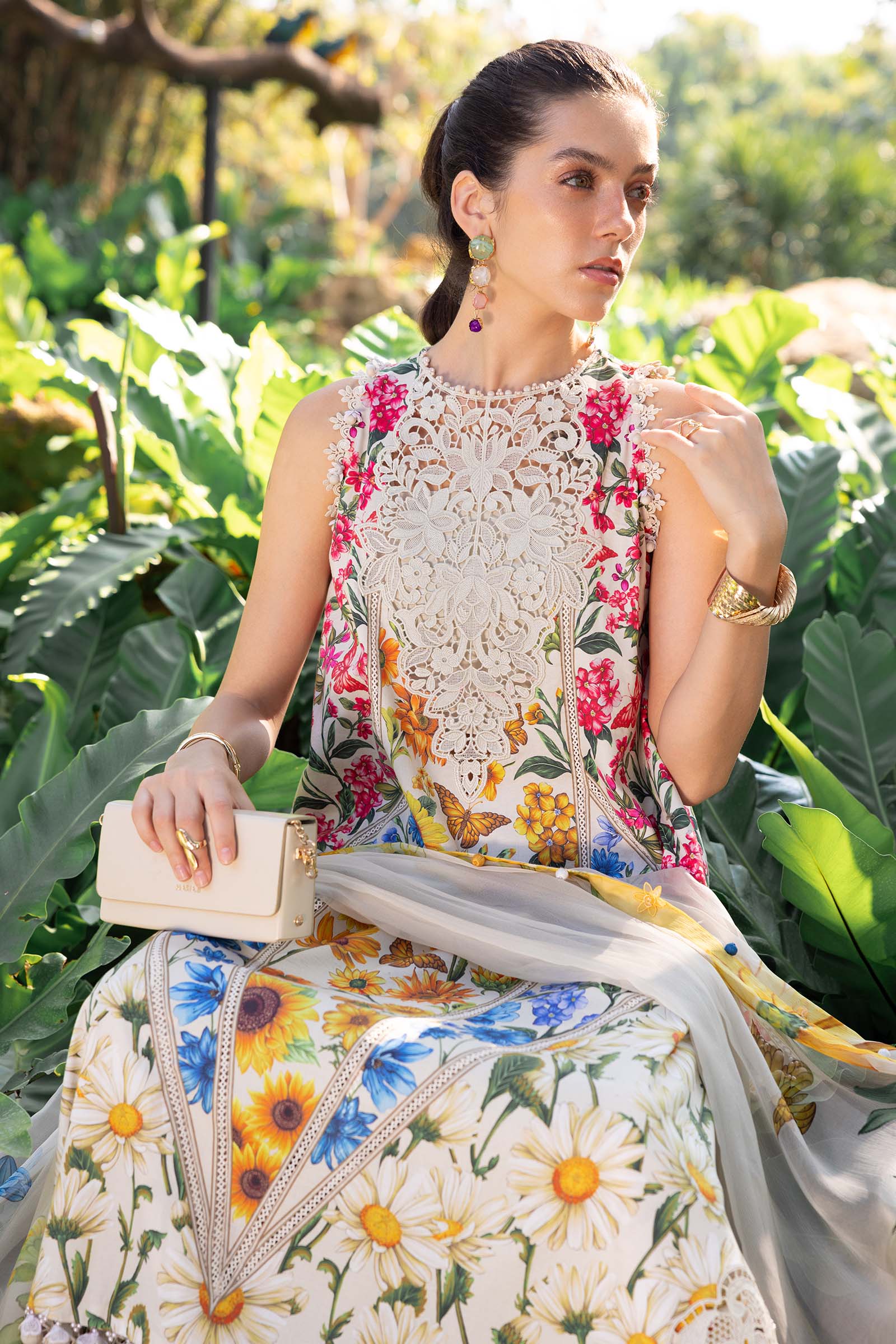 M.Prints Lawn Vol 1 2026 by MARIA B | MPT-2910-A - Image 3