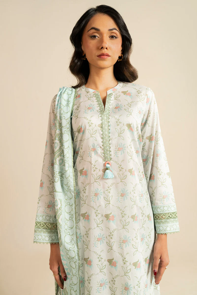 AlKaram Spring Summer 2026 Lawn || EC100-26-Green - Image 4