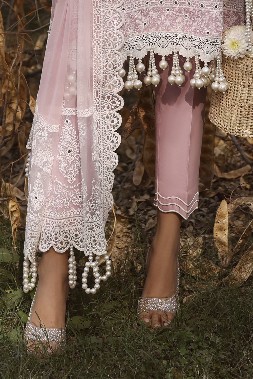 Gul Ahmed Luxury Lawn 2026 || PM-62020 - Image 3