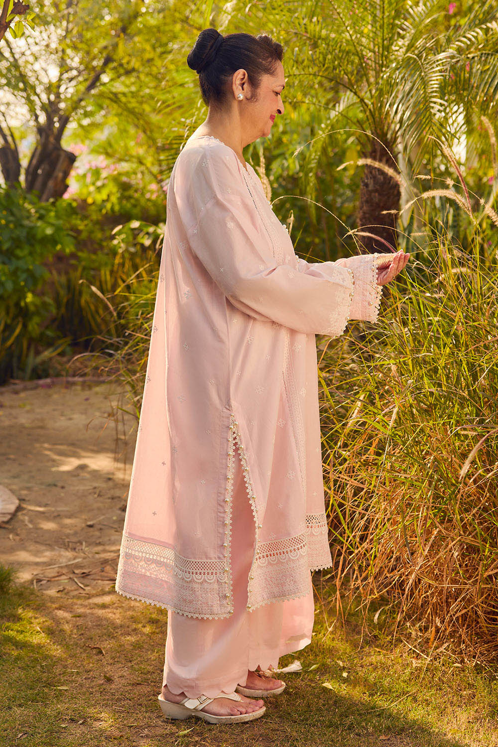 Gul Ahmed Mother's Lawn 2026 || PM-62046 - Image 3