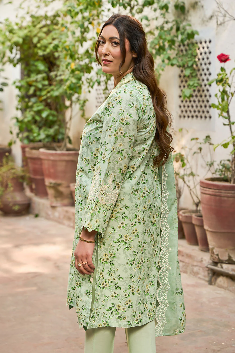 Gul Ahmed Mother's Lawn 2026 || DN-62039 - Image 3