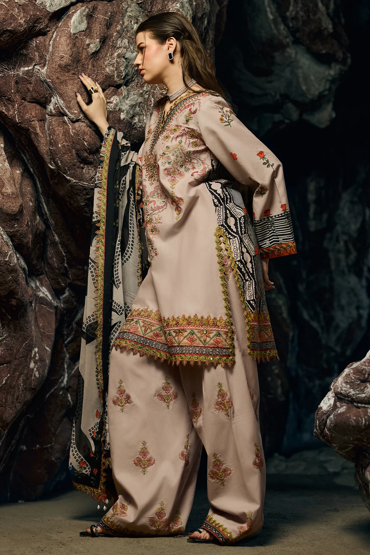 Sunshine Lawn Collection 2026 by Charizma | CSN6-07 - Image 4