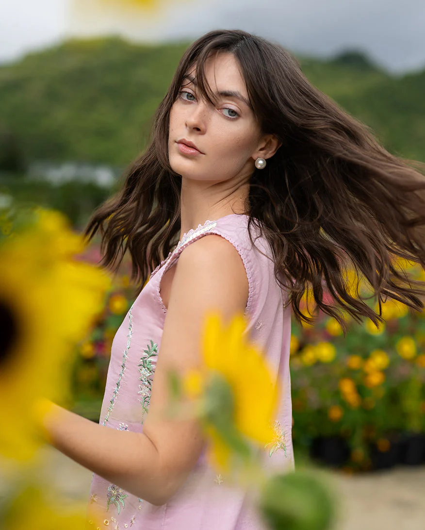 The Secret Garden Mushq Hemline 2026 | Peony Glow - Image 4