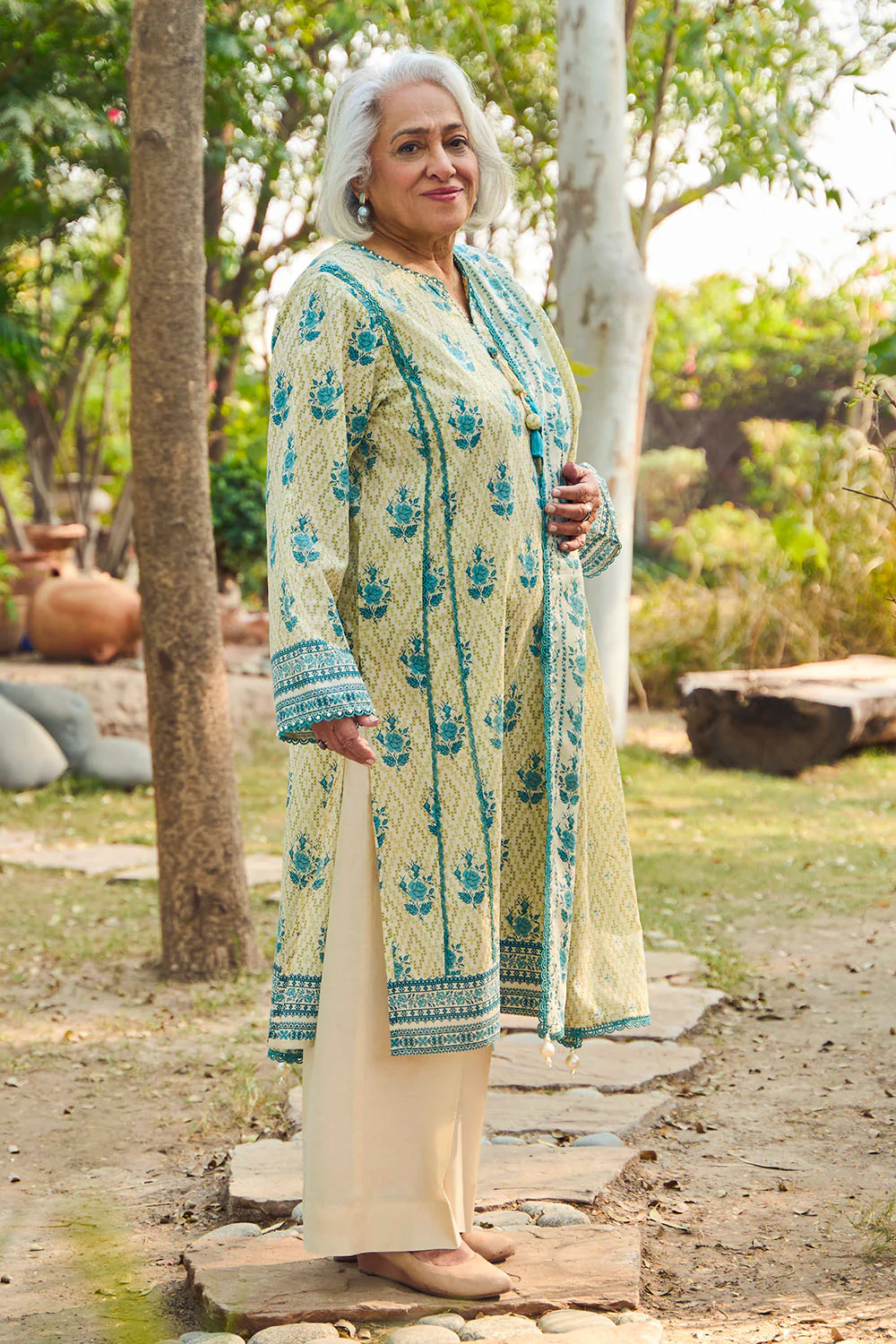 Gul Ahmed Mother's Lawn 2026 || CL-62107 B - Image 3