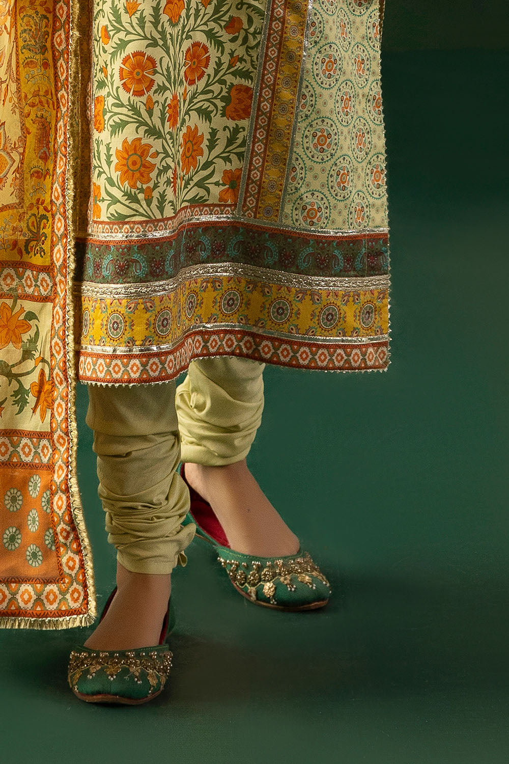 Gul Ahmed Heritage Collection 2026 | CL-62140 - Image 2