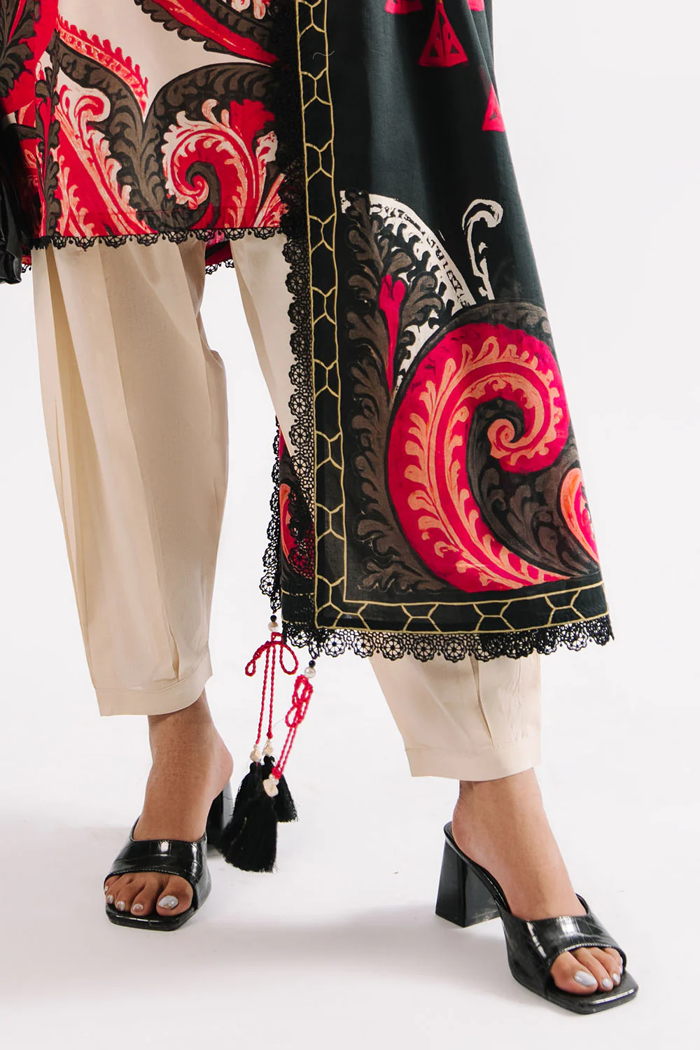 Fabric Mode On 2026 by Gul Ahmed || CL-62232 - Image 2