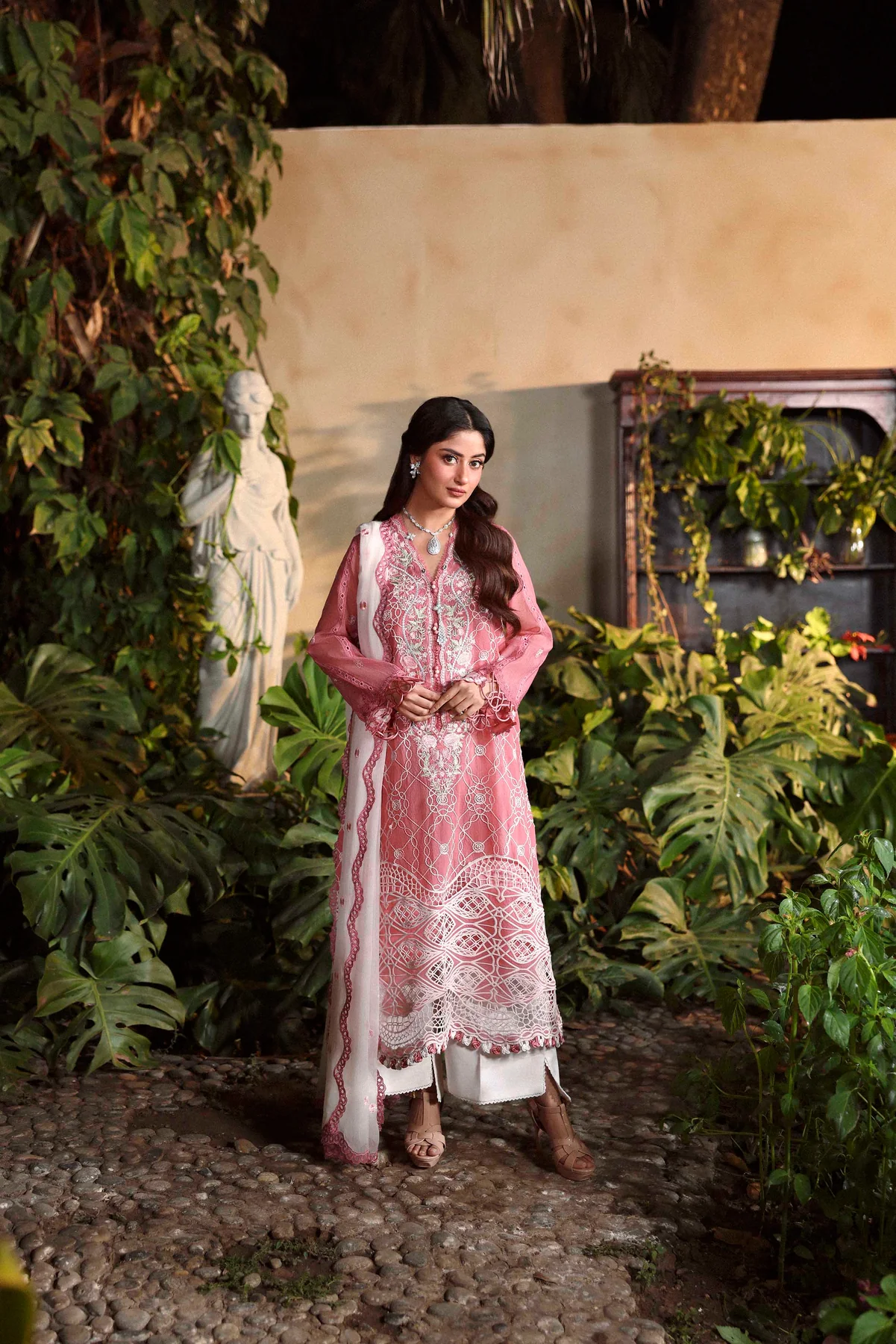 Sable Vogue Luxury Formals Lawn 2026 | SL-08-26-V1 - Image 2