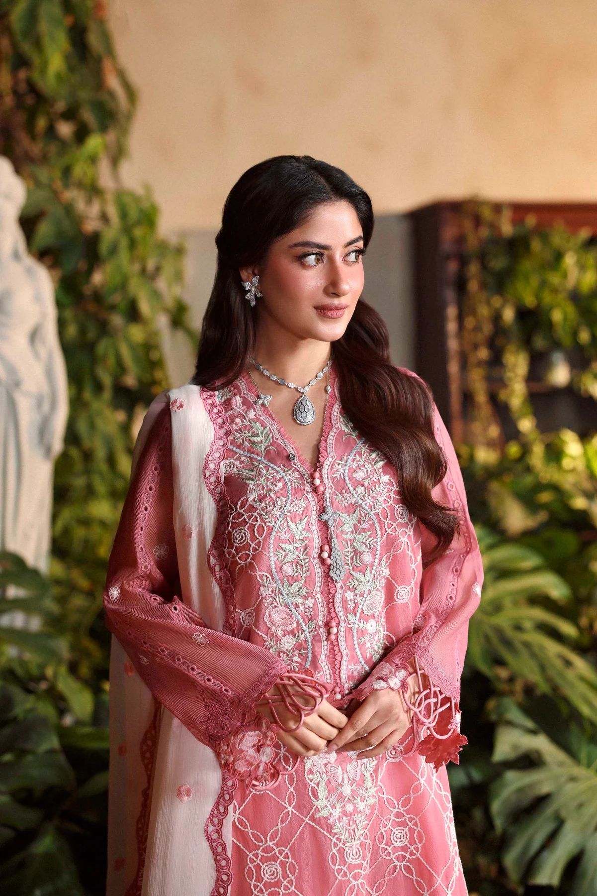 Sable Vogue Luxury Formals Lawn 2026 | SL-08-26-V1 - Image 4