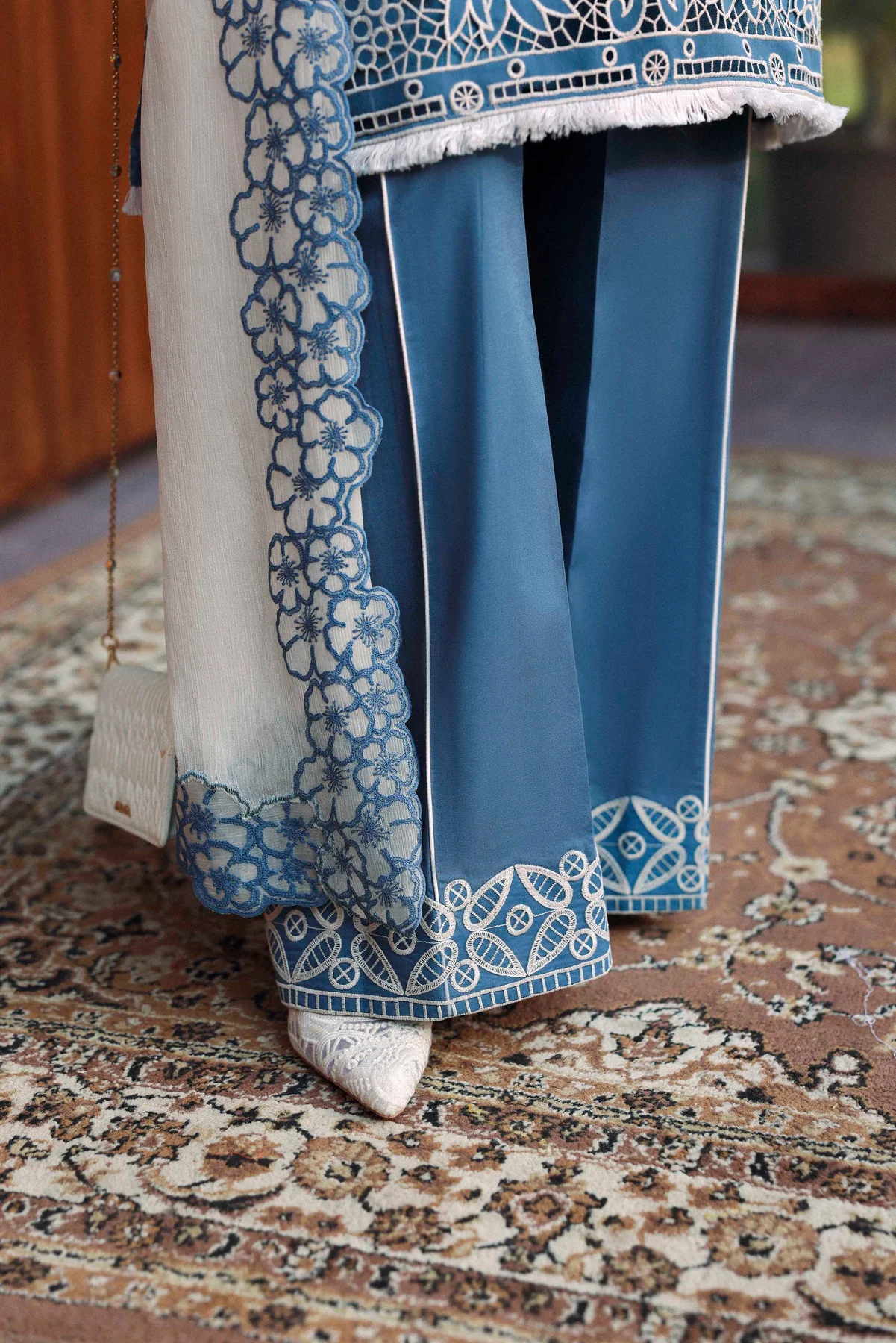 Sable Vogue Luxury Formals Lawn 2026 | SL-10-26-V1 - Image 3